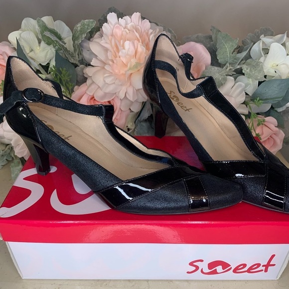 Sweet T-Strap Pumps - Picture 1 of 6